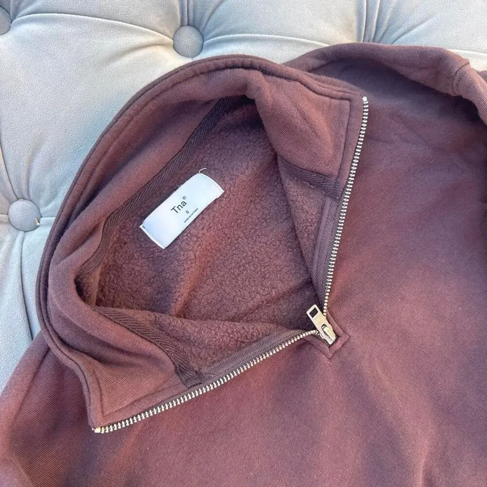 Aritzia perfect condition brown quarterzip